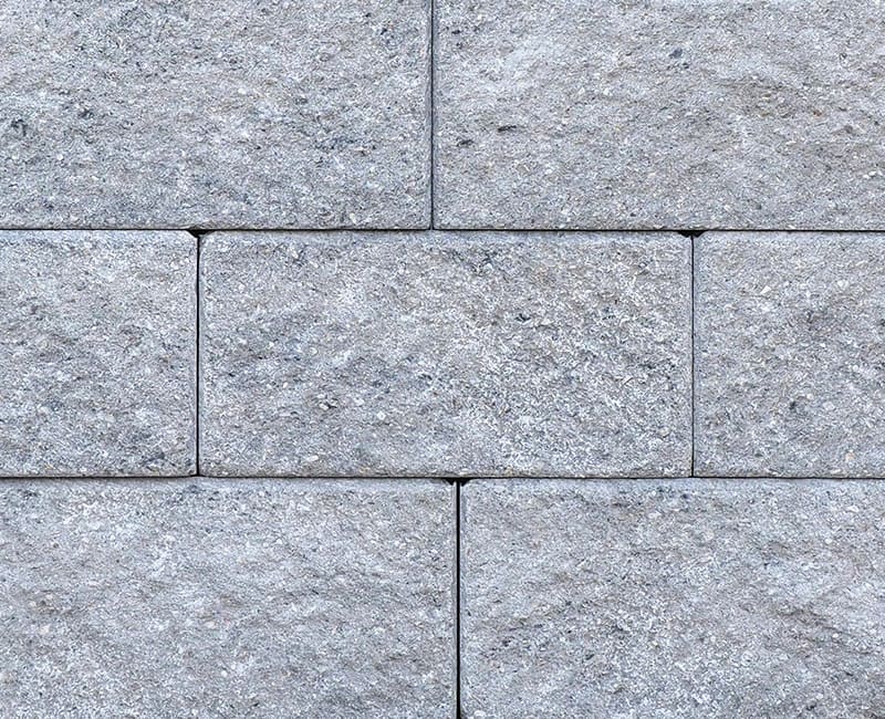 BK Mauerstein in der Farbe Silvero mit der Oberfläche Felsino